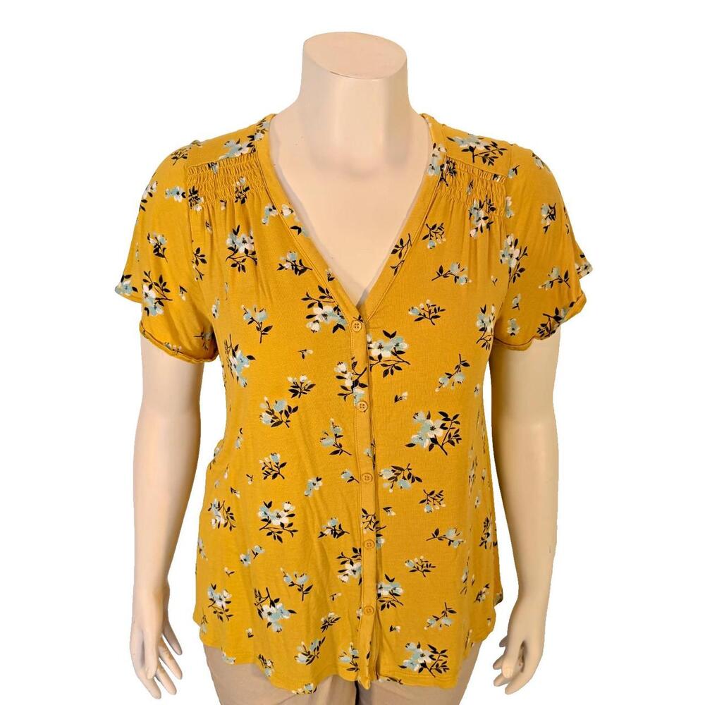 Old Navy Blouse Womens L fits like XL Yellow V-Neck Button Up Floral Short Slve